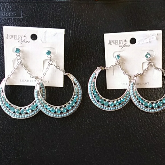 Light Blue Earrings - Picture 2 of 7